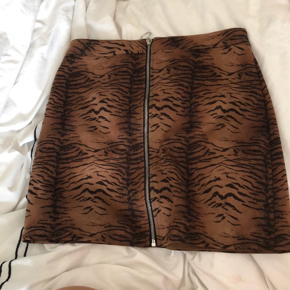 By the way skirt